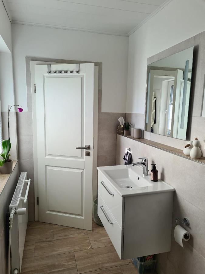 Ferienwohnung Im Werder -Fuer Monteure Nicht Geeignet- Целе Екстериор снимка
